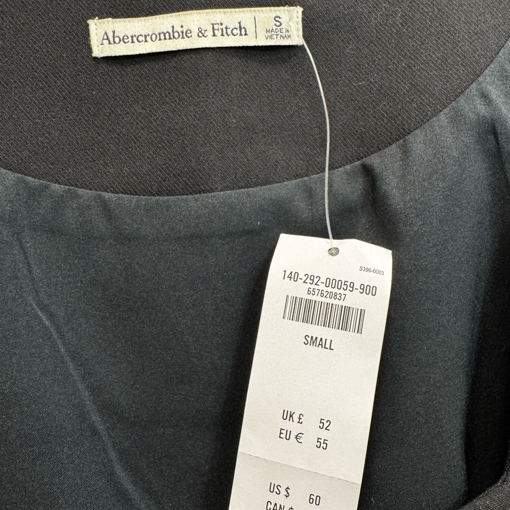 Abercrombie & Fitch Black Sleeveless Top - Picture 3 of 4